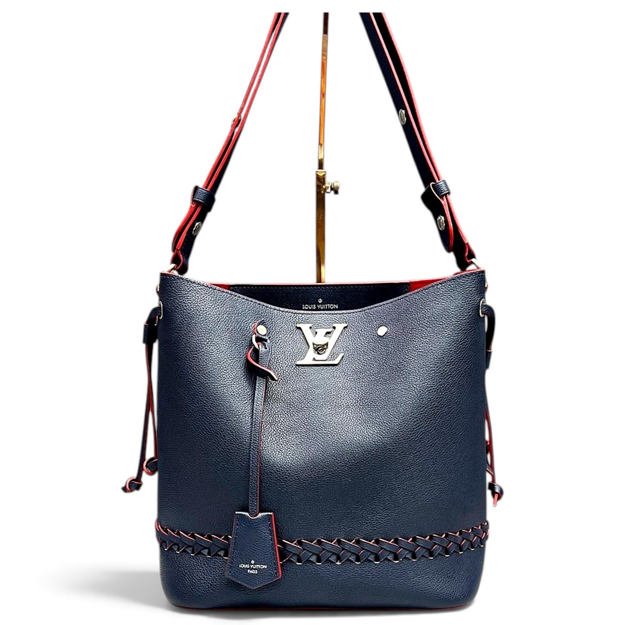 Louis Vuitton Lockme Bucket leather handbag