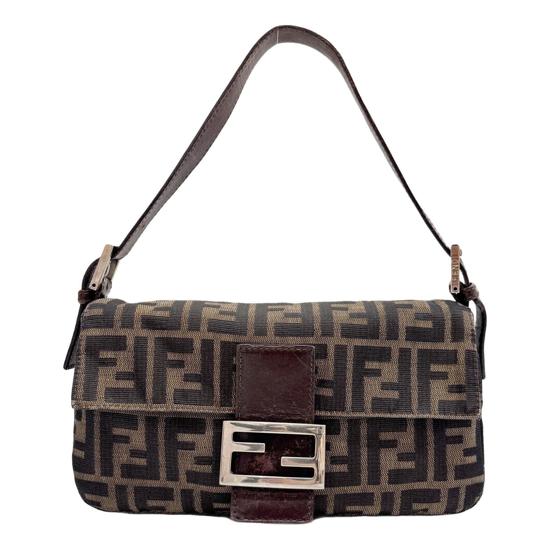 Baguette cloth handbag
