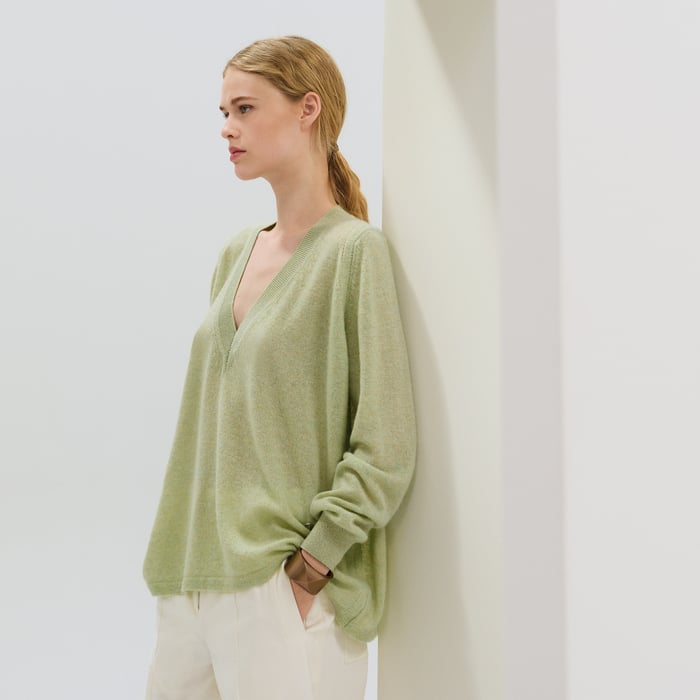 Vert Tendre Cashmere Long-sleeve Sweater