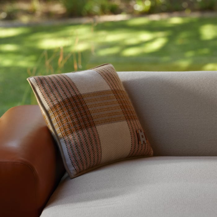 10 – Coquillage Bordage Pillow