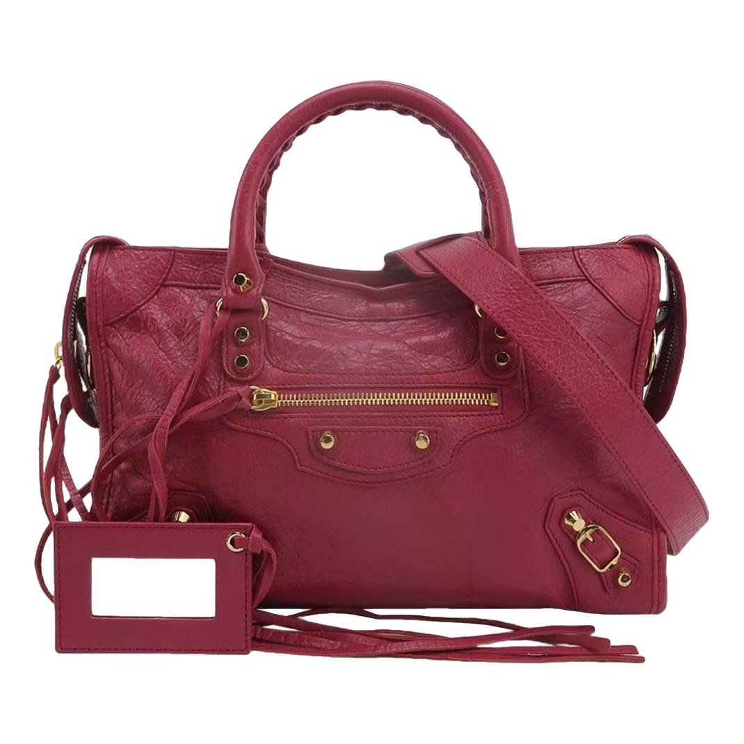 City leather handbag