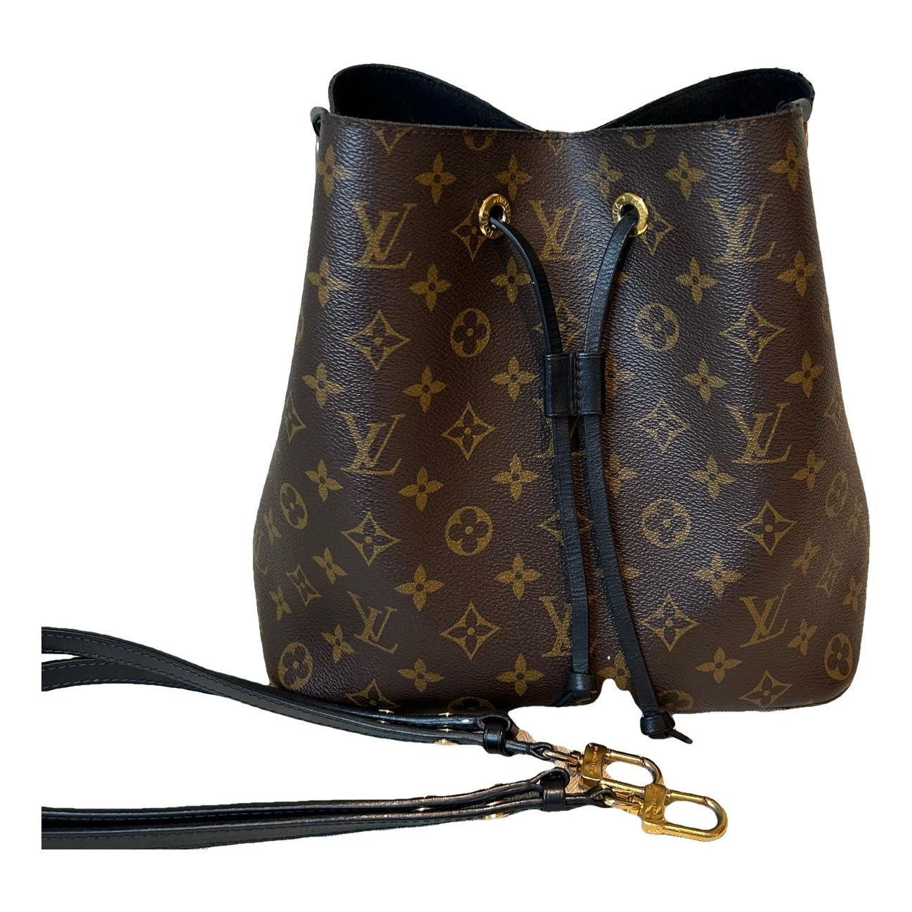NéoNoé leather handbag