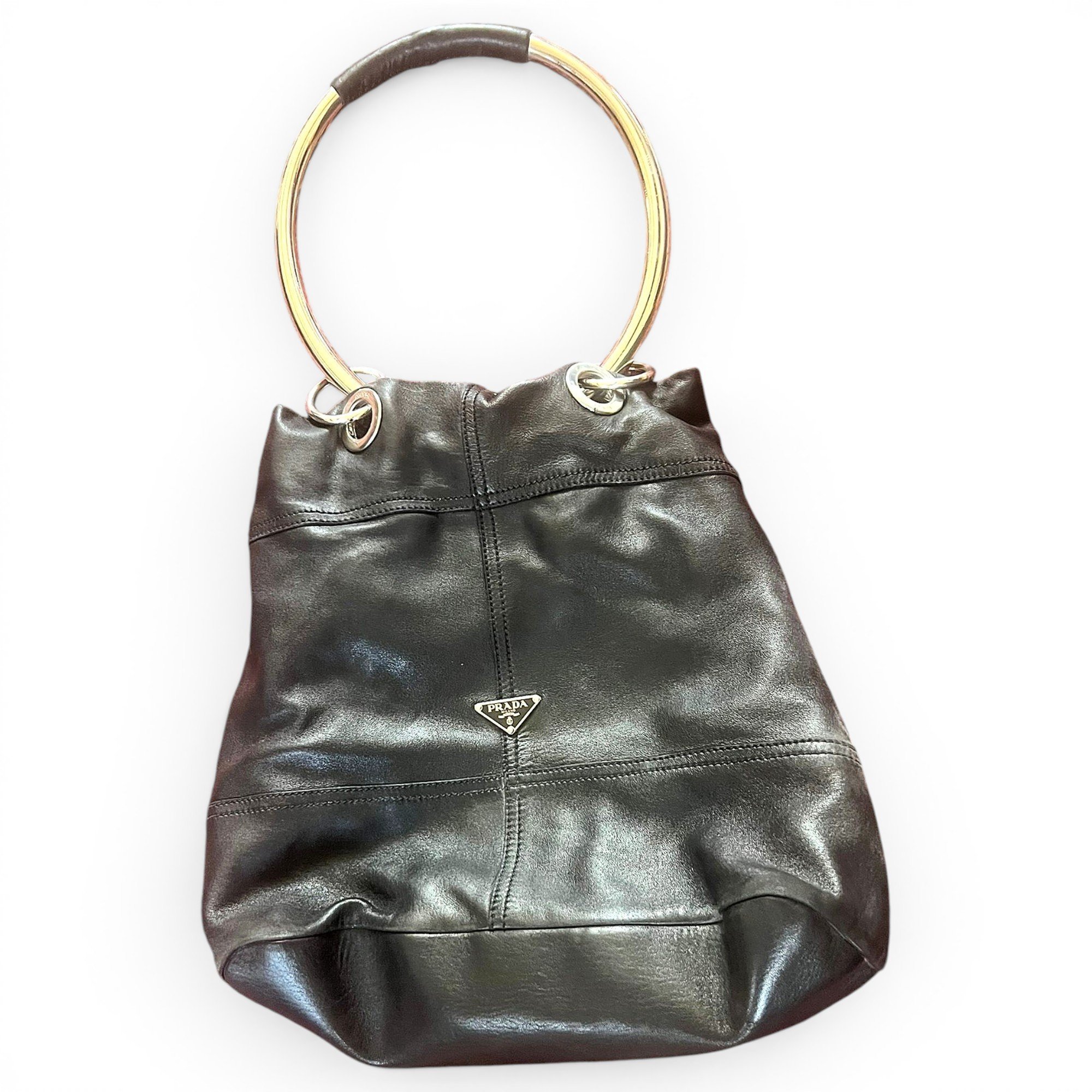 Re-Edition 1978 Bucket leather handbag