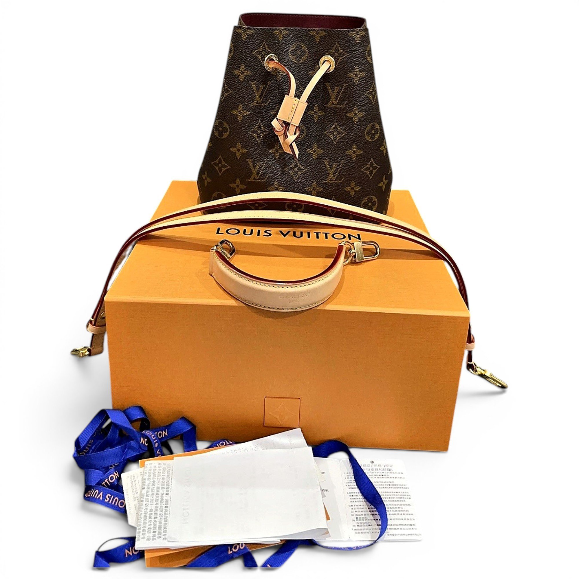 NéoNoé leather handbag