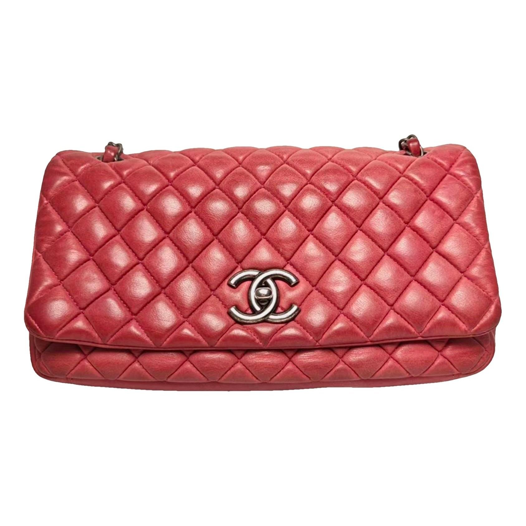 Timeless/Classique leather crossbody bag