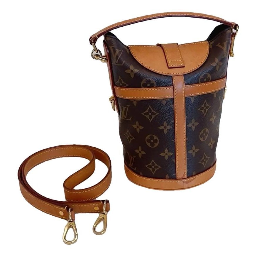 Duffle vinyl crossbody bag