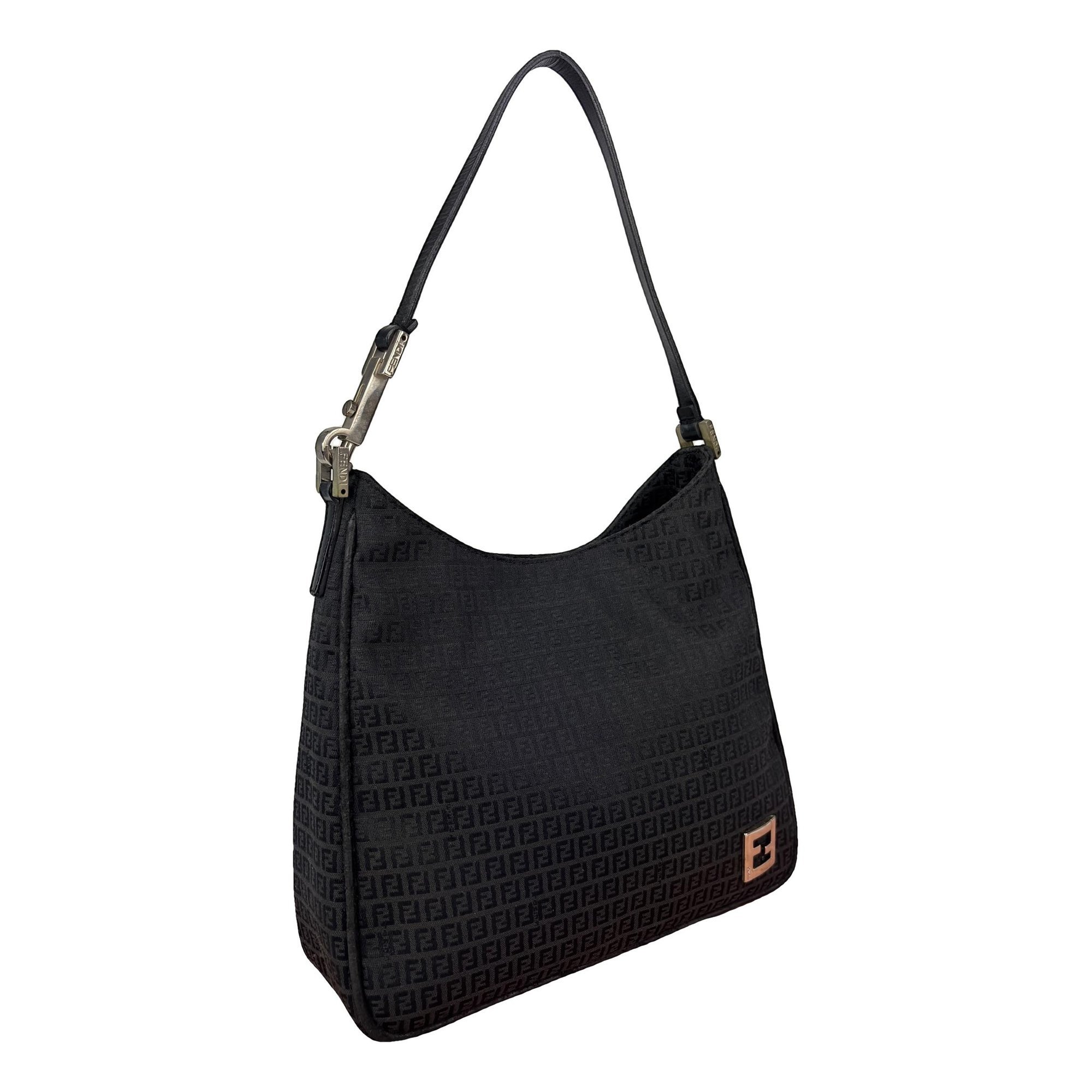 Baguette cloth handbag
