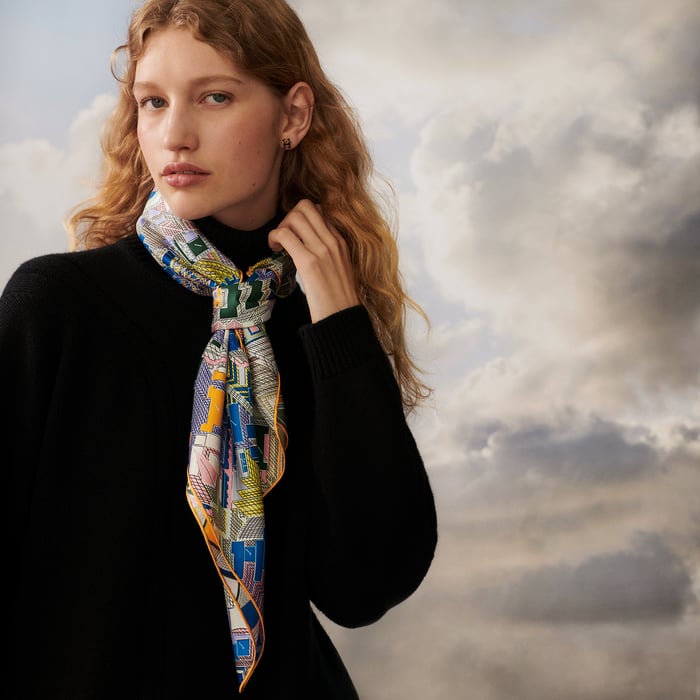 Pantin City Scarf 90