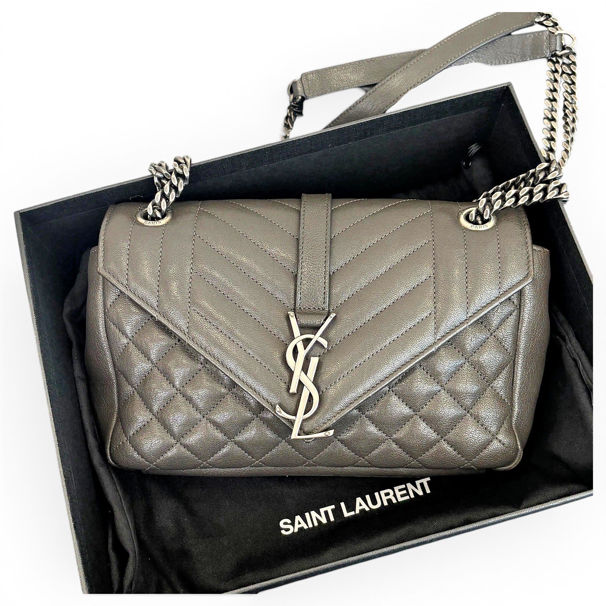 Envelope leather handbag