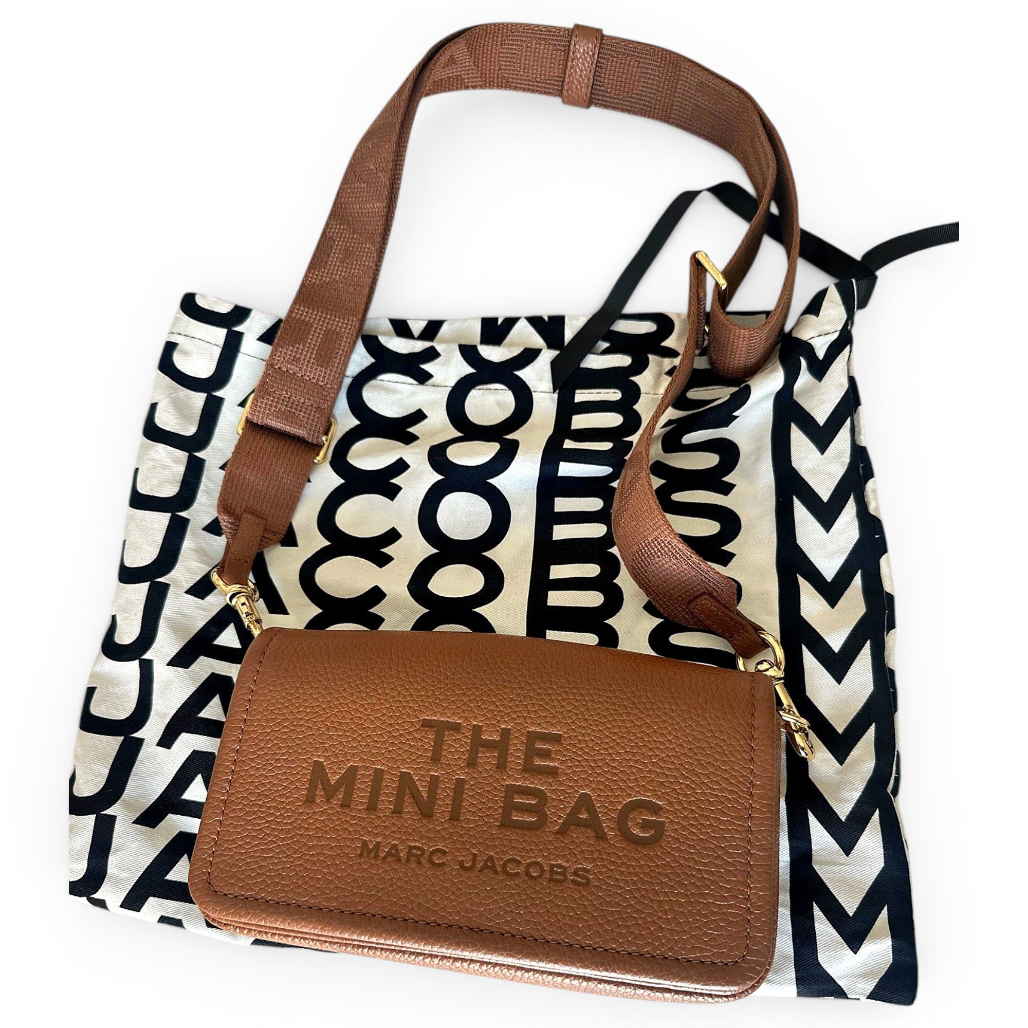 Leather crossbody bag