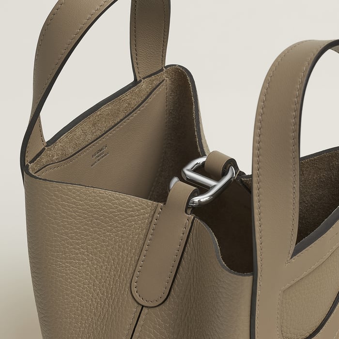 Beige Marfa Hermès In-the-loop 18 Bag