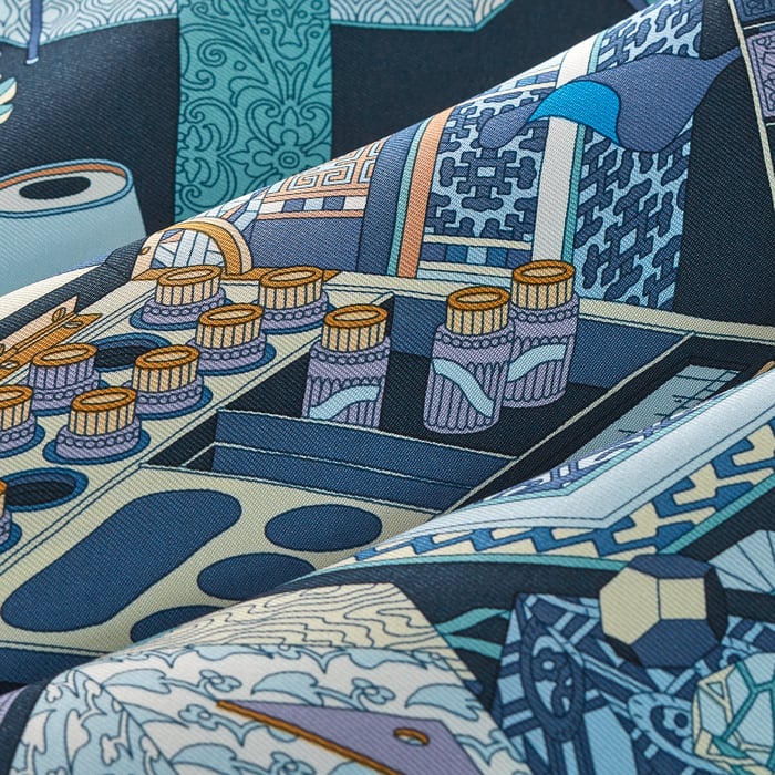 Les Tresors d'Un Artiste Scarf 45