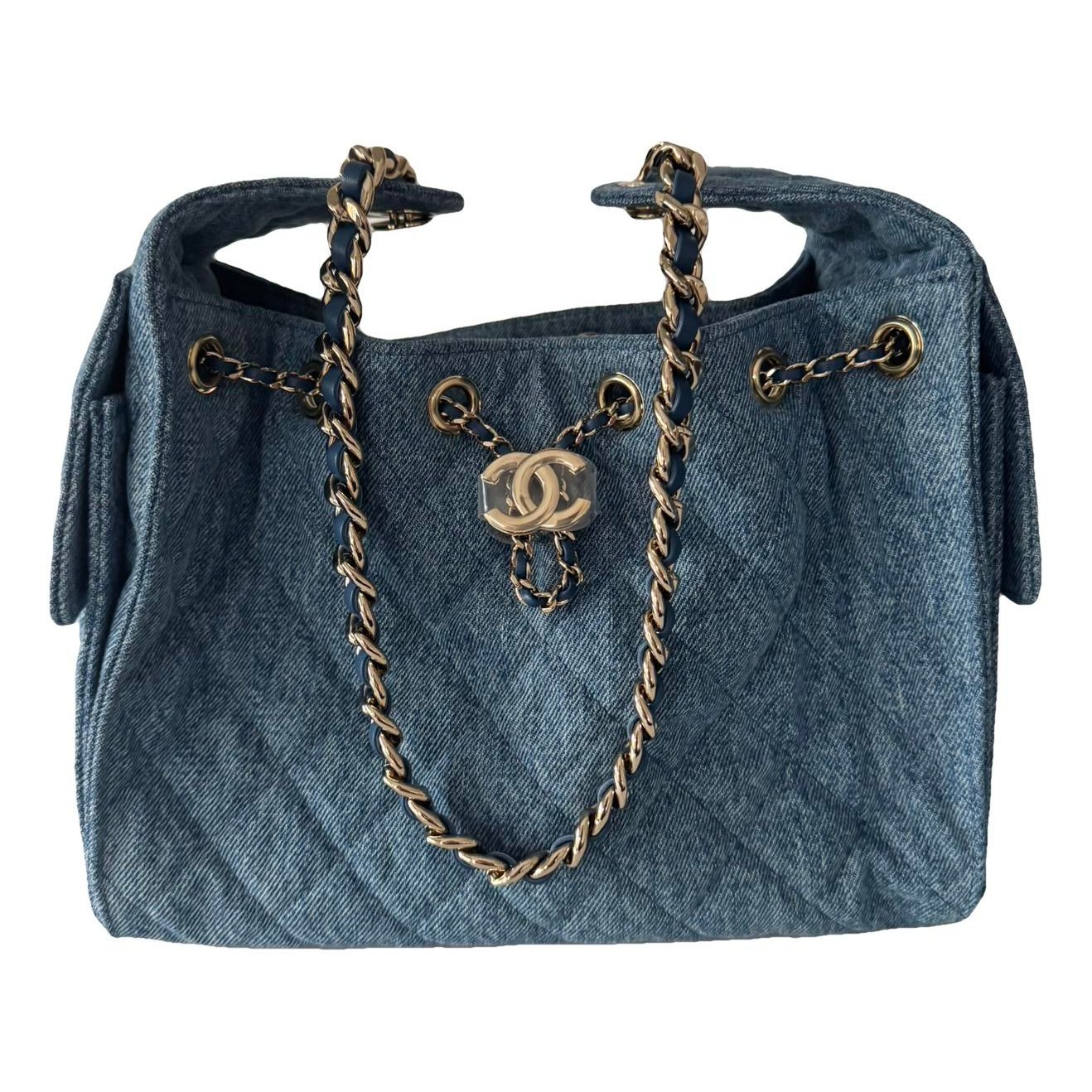 Chanel 25 handbag