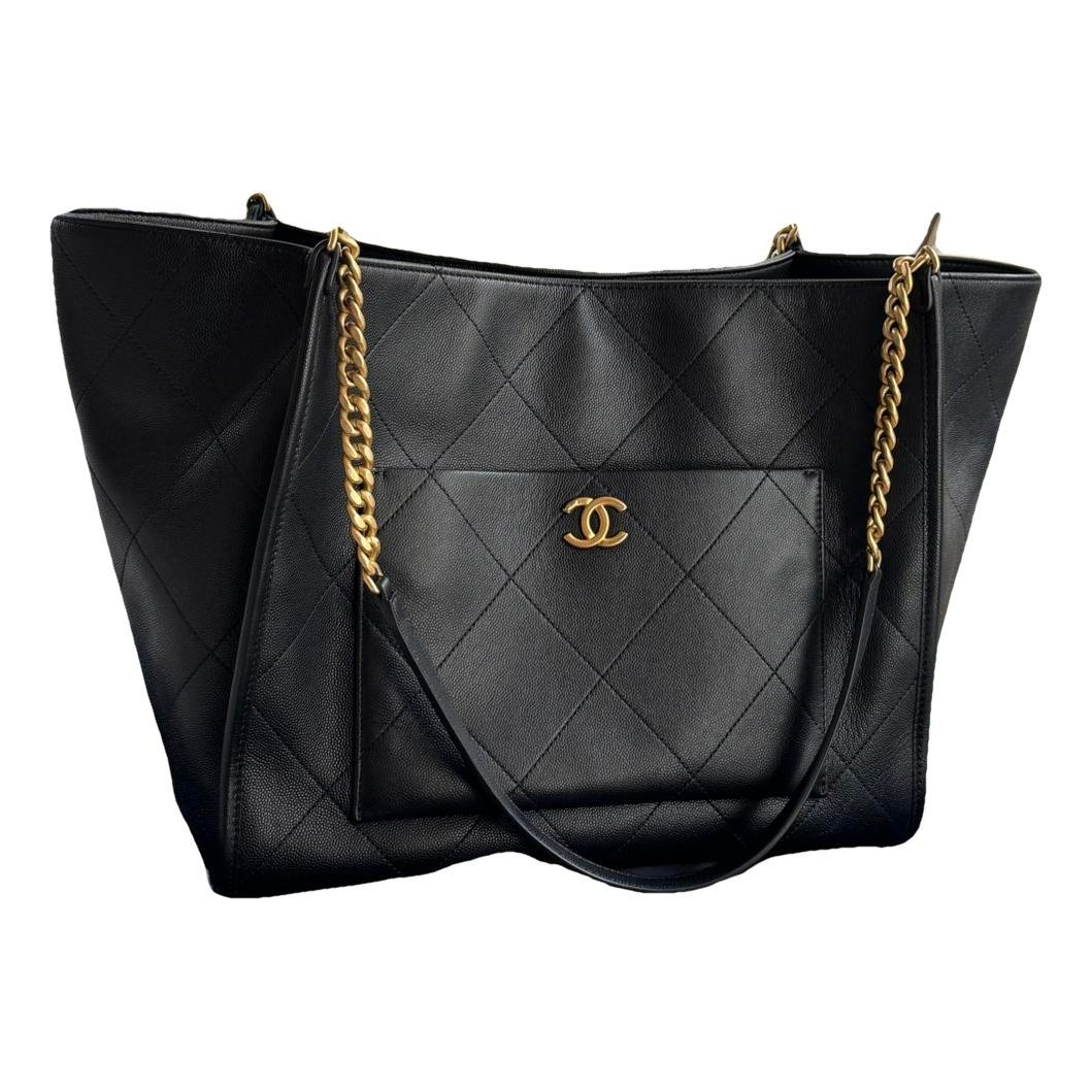 Leather tote