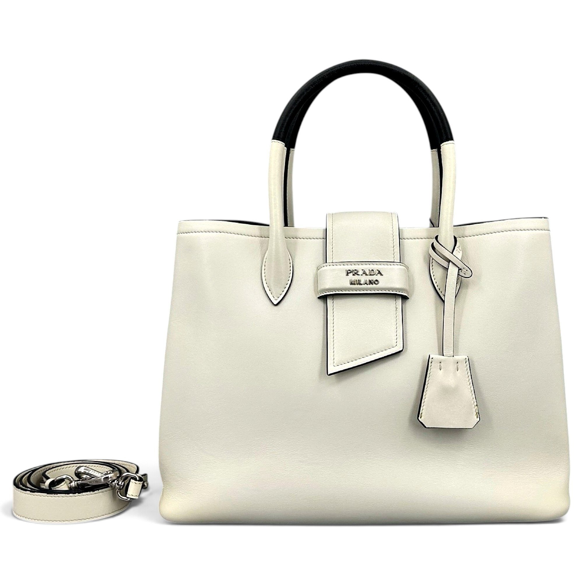 Leather tote