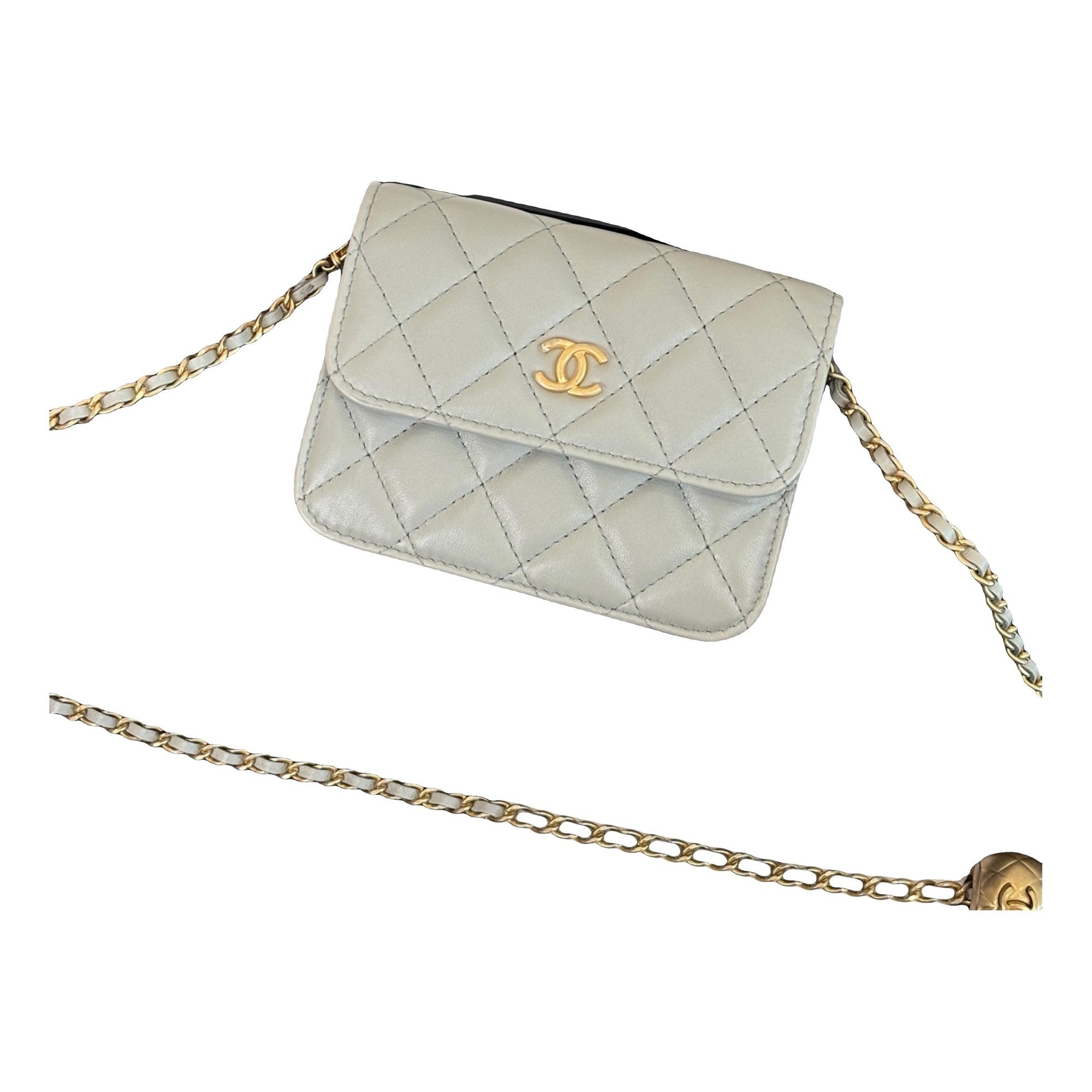 Wallet On Chain Timeless/Classique leather crossbody bag