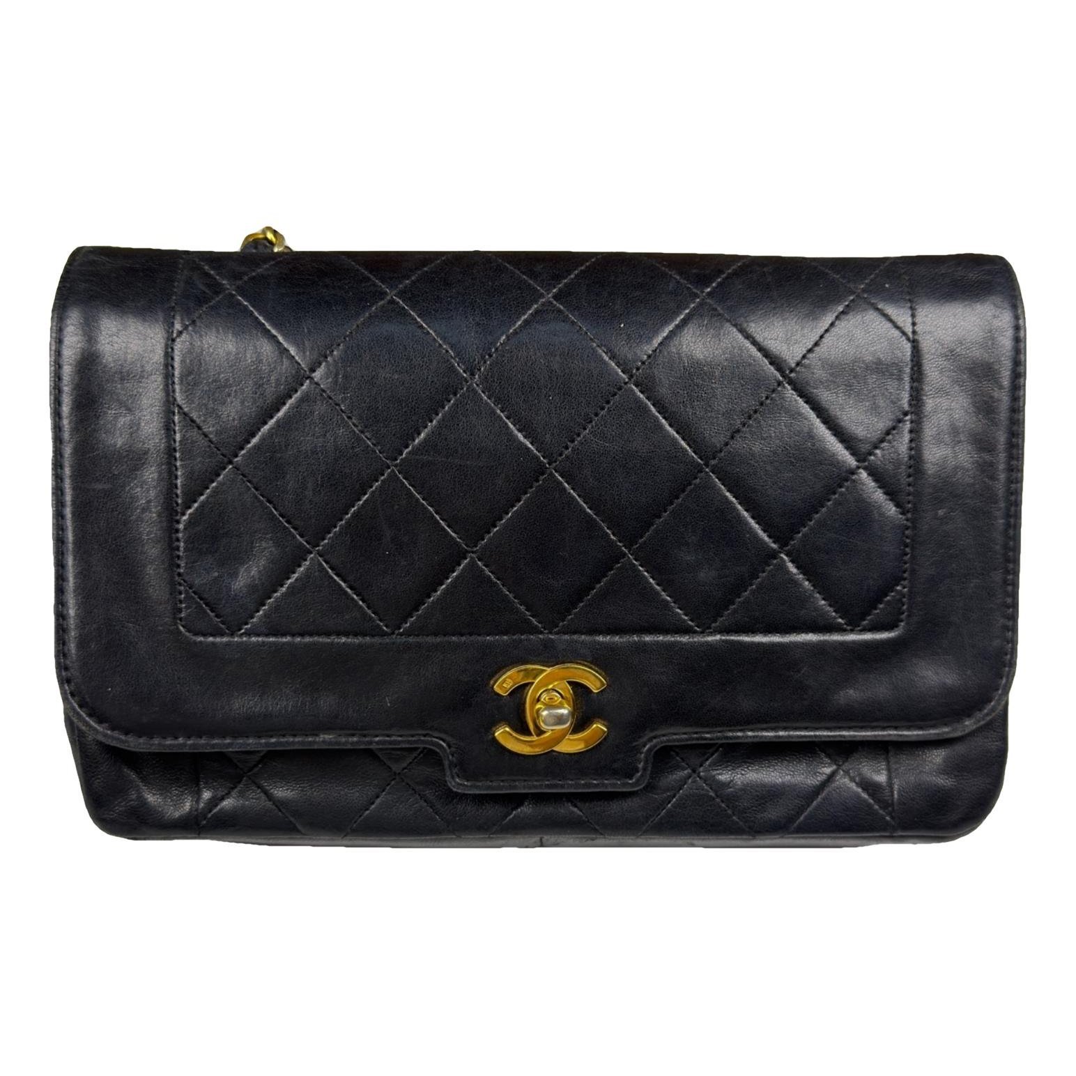 Timeless/Classique leather crossbody bag