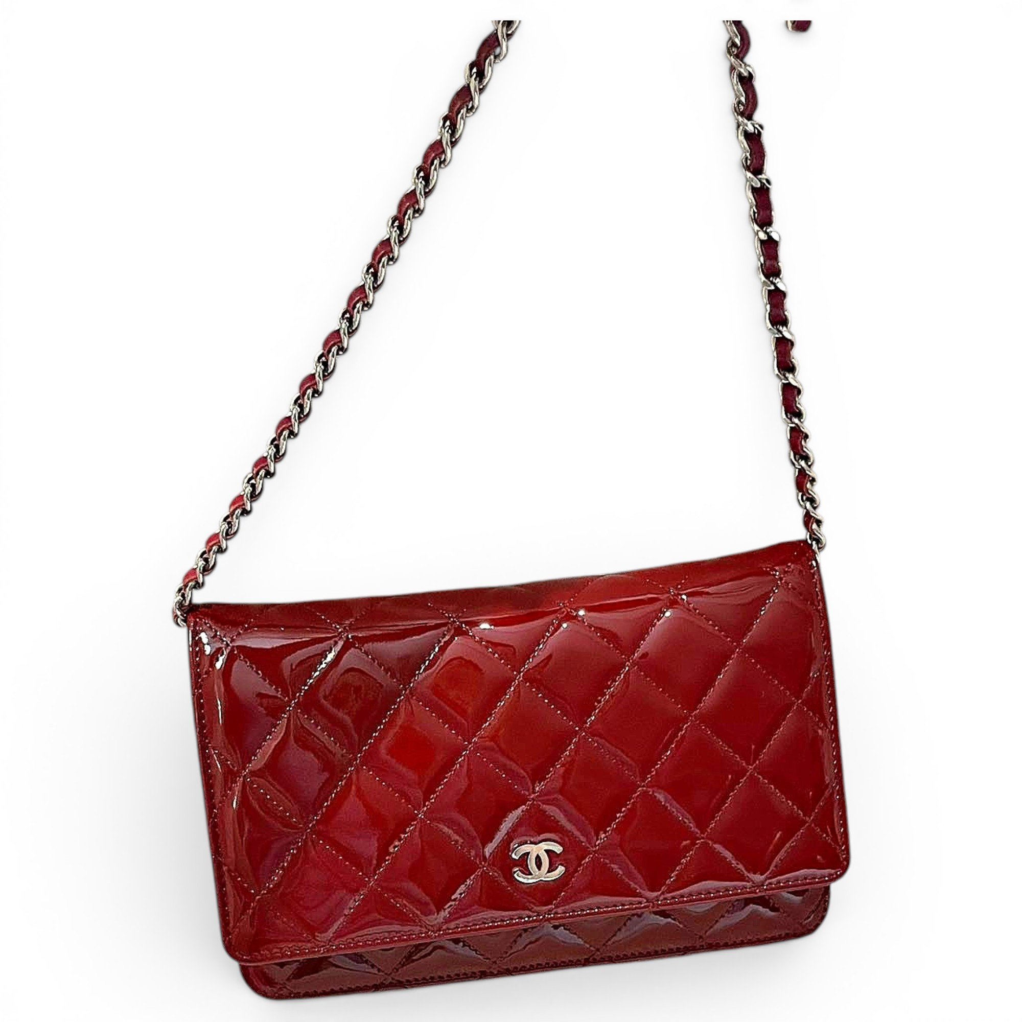 Wallet On Chain Timeless/Classique leather crossbody bag