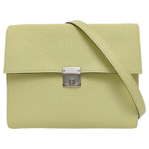 Clic 16 leather crossbody bag
