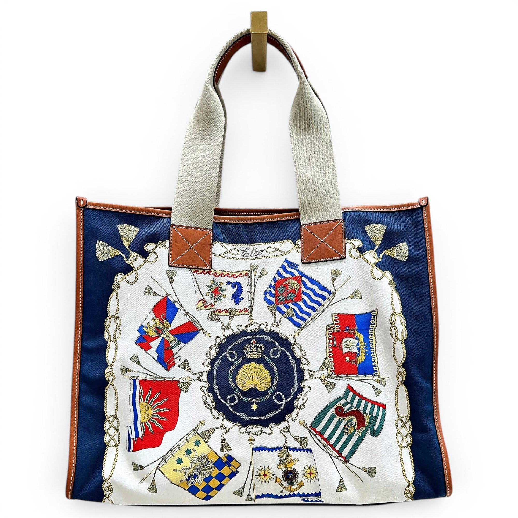 Cloth handbag