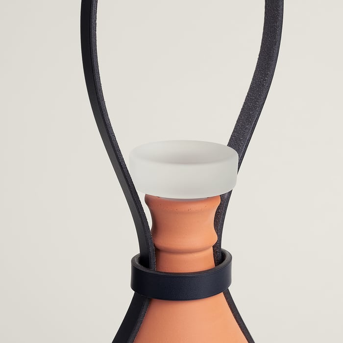 Bleu Indigo Carafe In Terracotta GM