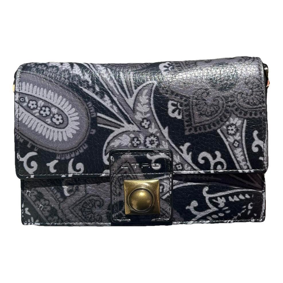 Leather clutch bag