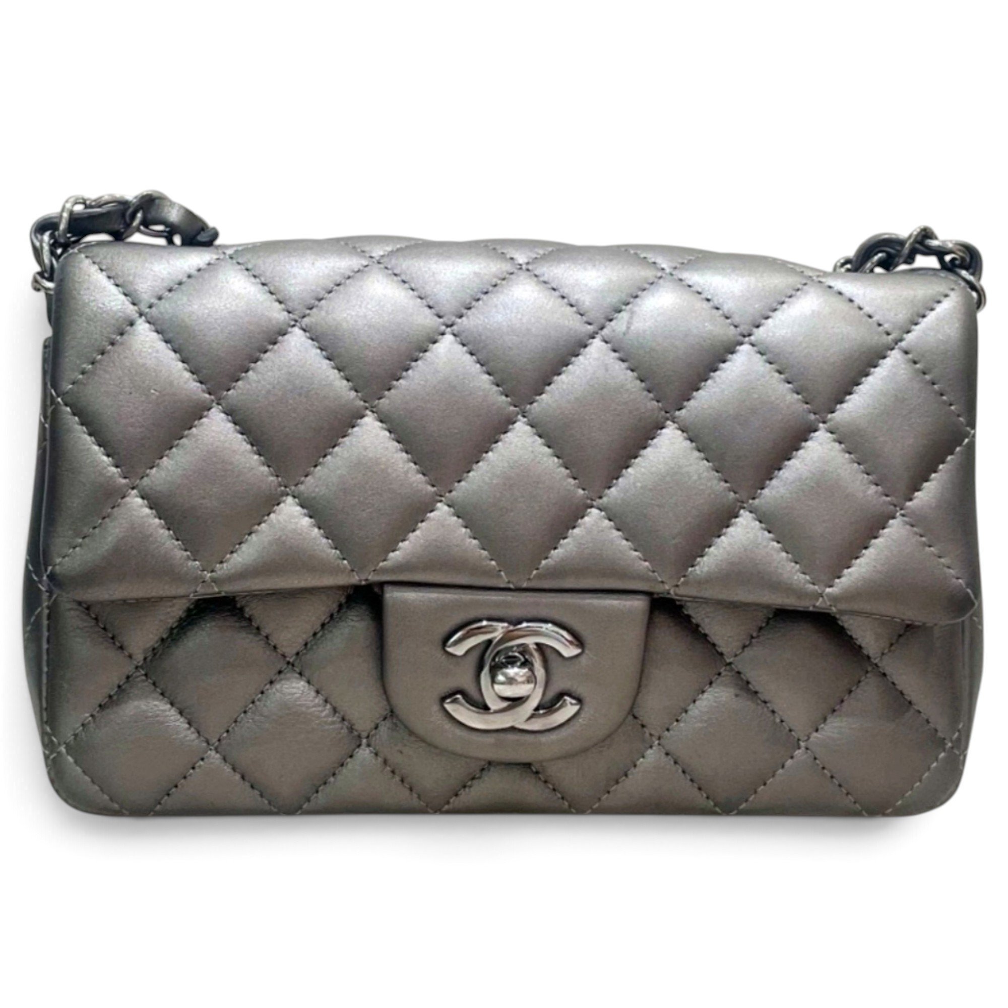 Timeless/Classique leather crossbody bag