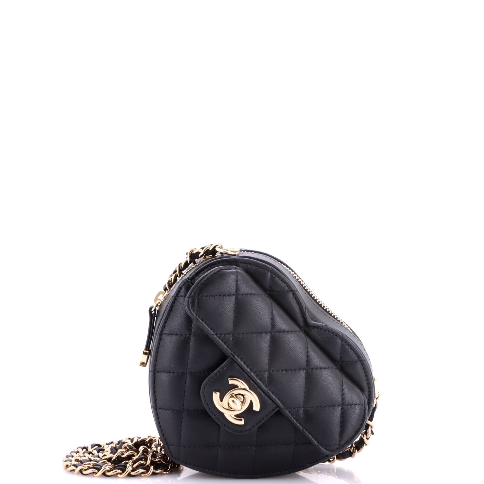 CC in Love Heart Clutch with Chain Quilted Lambskin