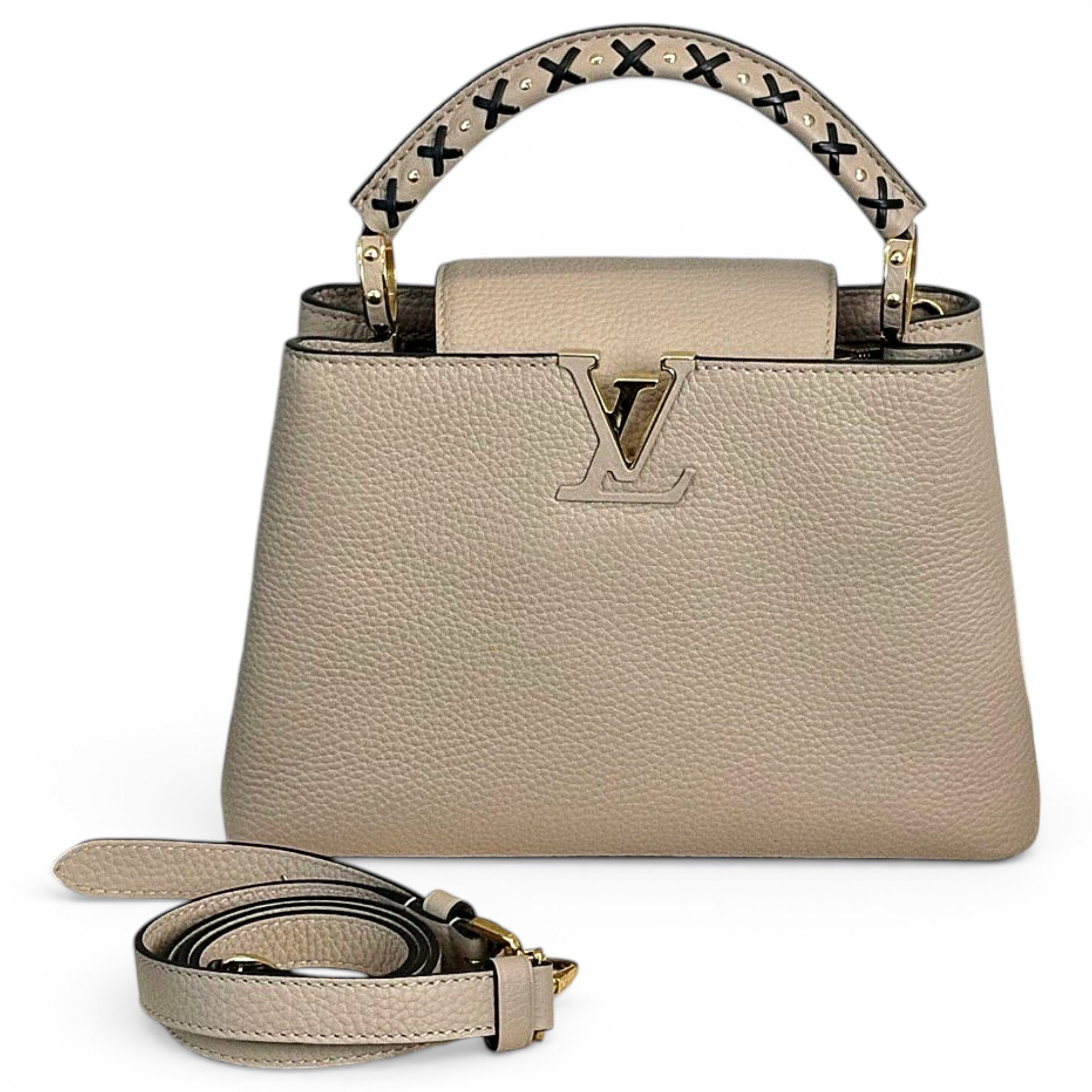 Capucines leather handbag