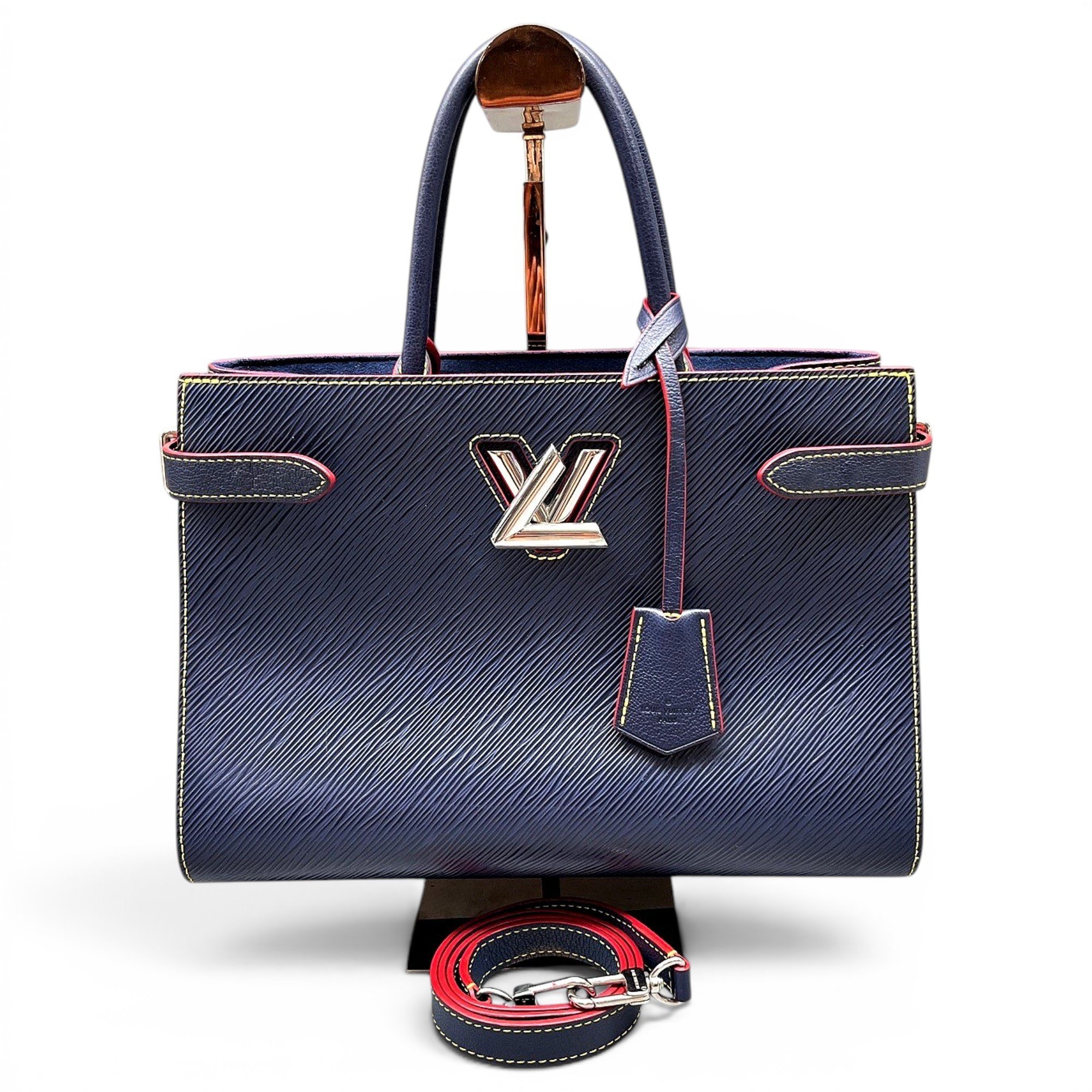 Twist leather handbag
