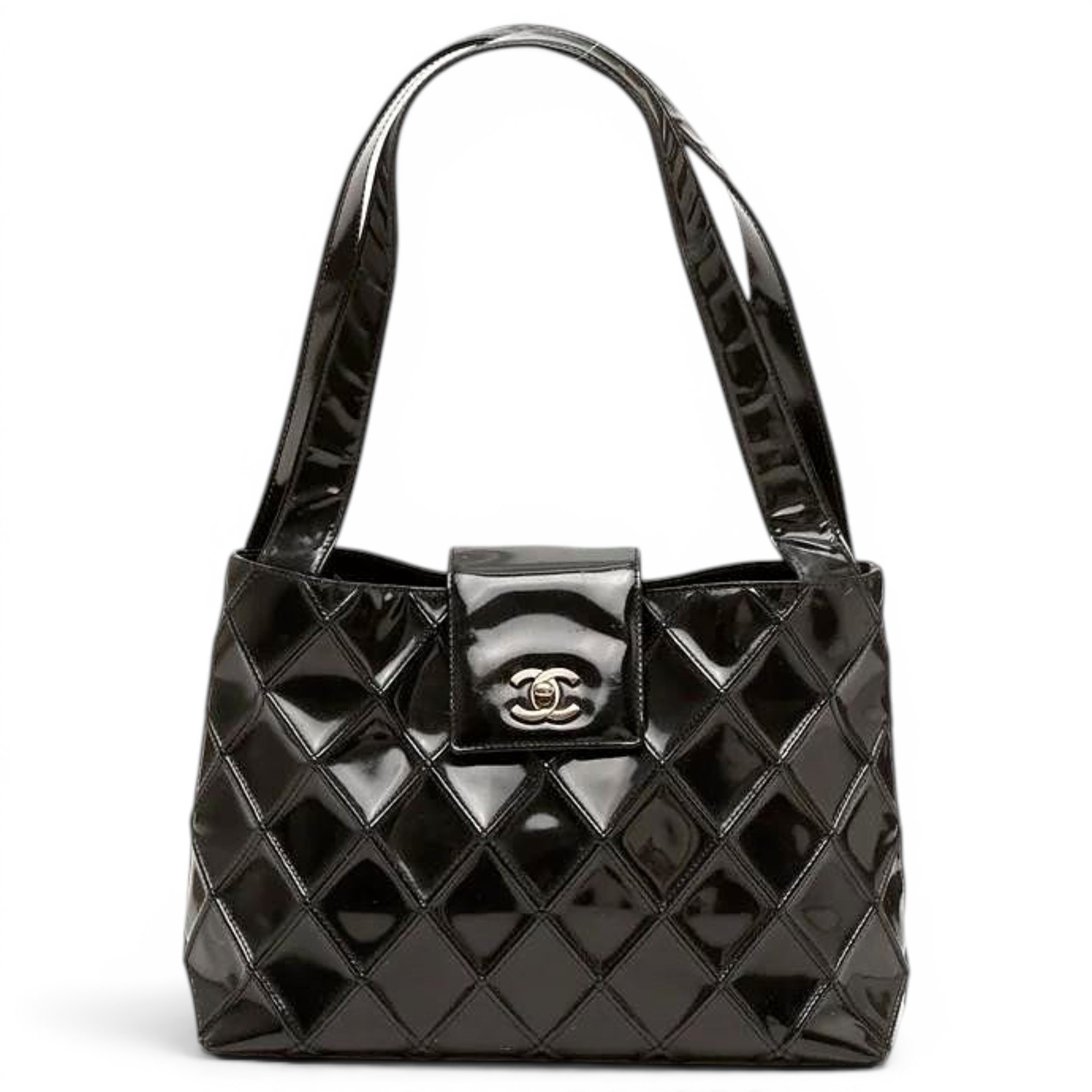 Trendy CC Quilted patent leather handbag