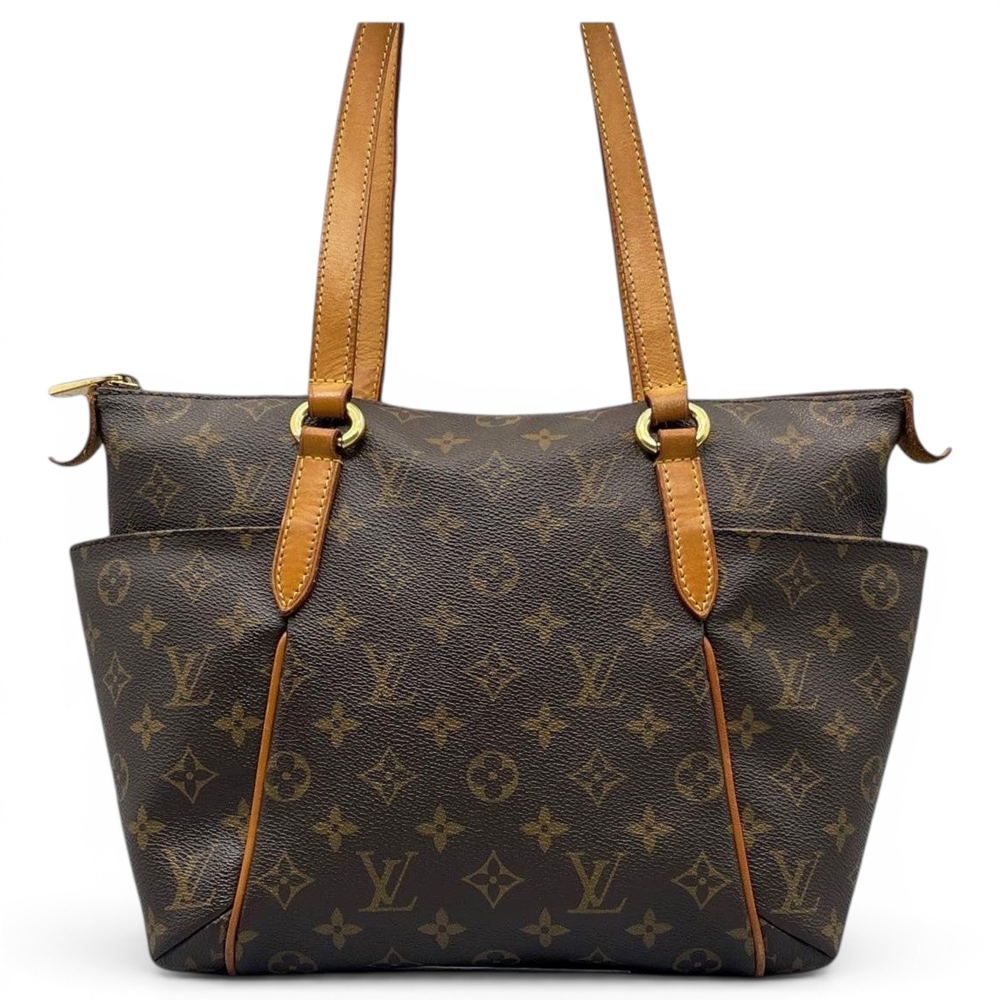 Totally leather handbag