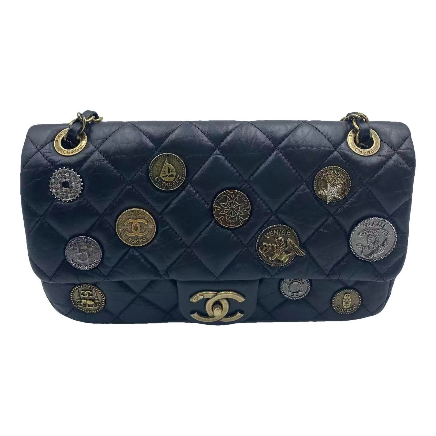 Timeless/Classique leather crossbody bag