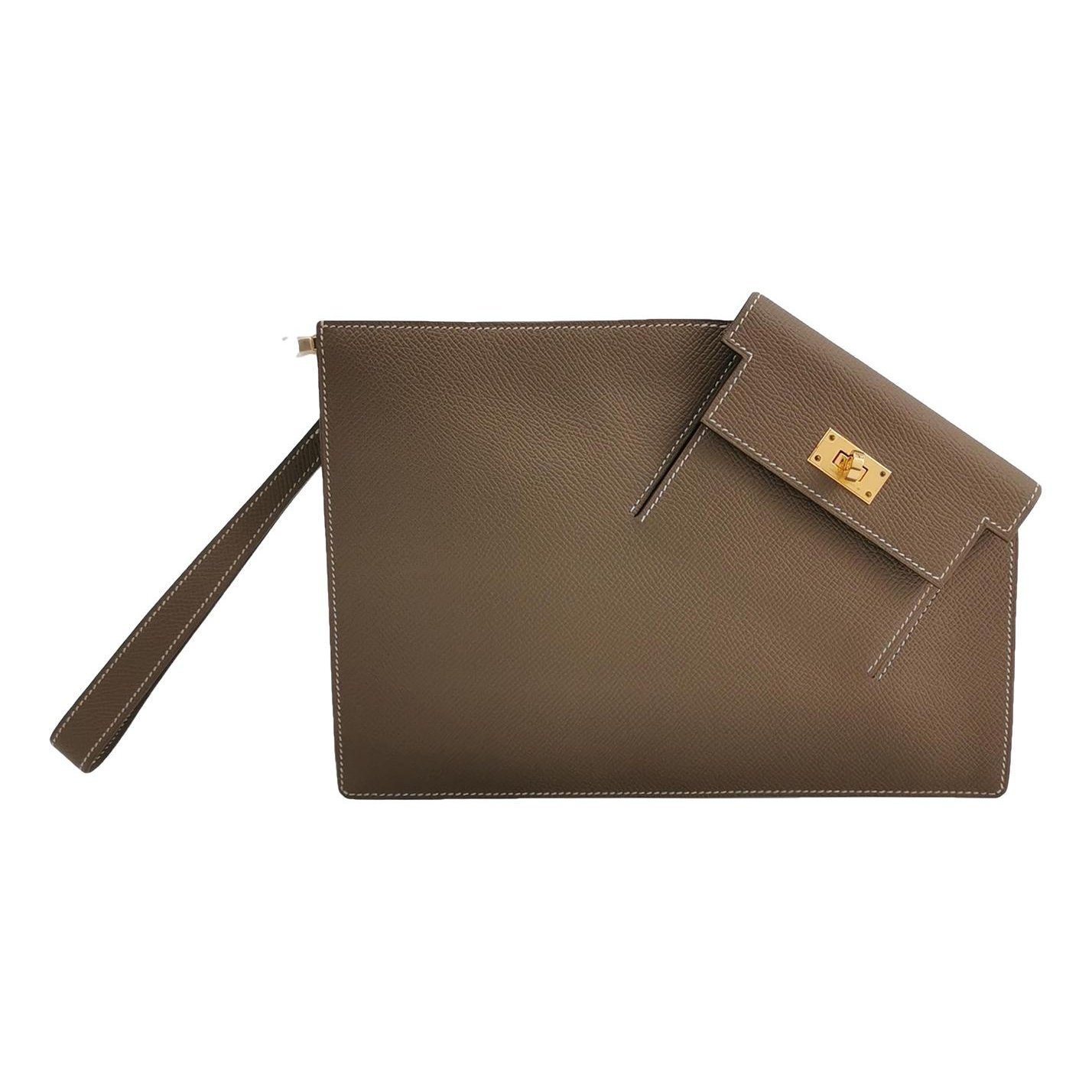 Kelly Pocket To Go leather clutch bag