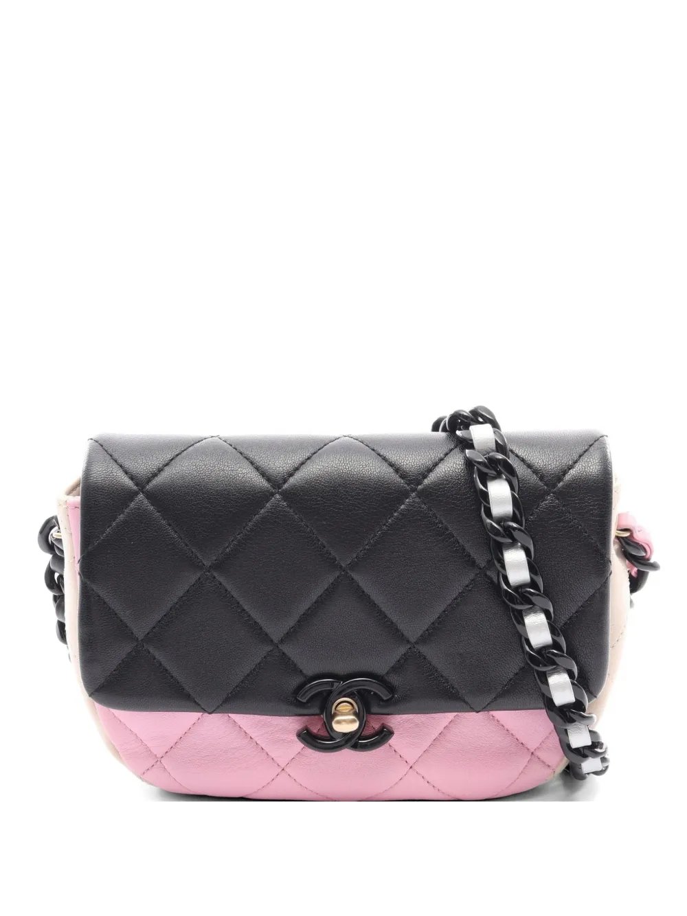 2021 Matelassé shoulder bag