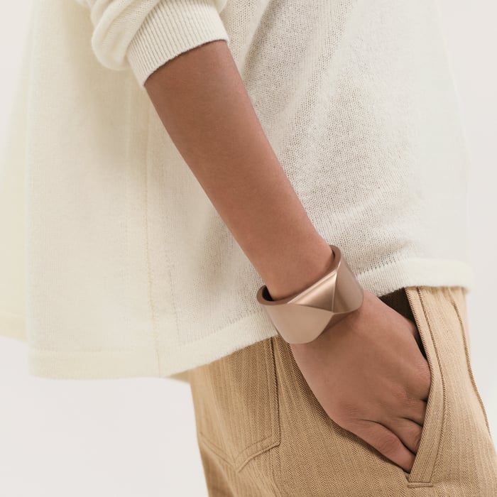 Blanc Naturel Cashmere Long-sleeve Sweater