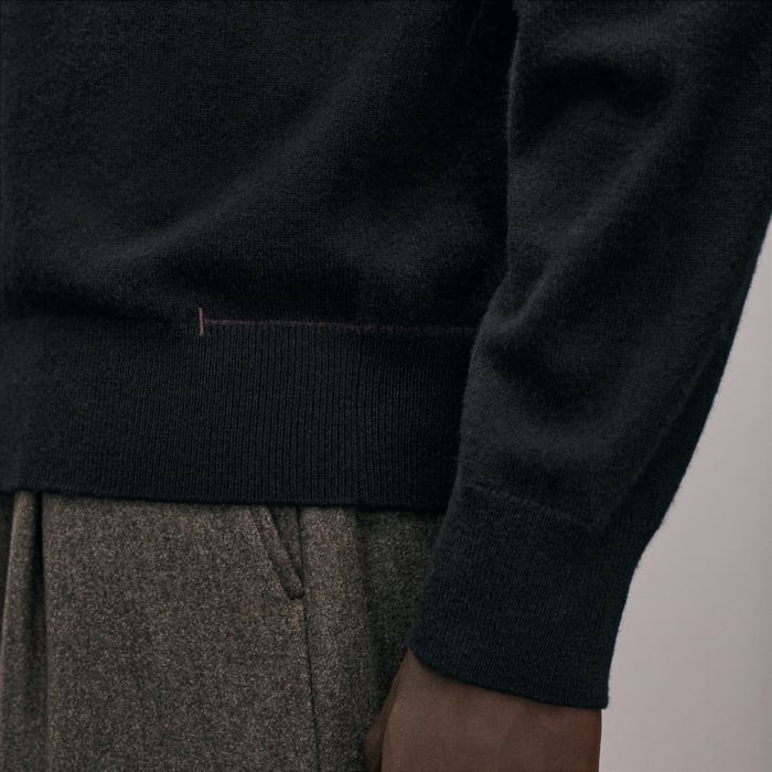 Noir "H Bartack" Crewneck Cashmere Sweater