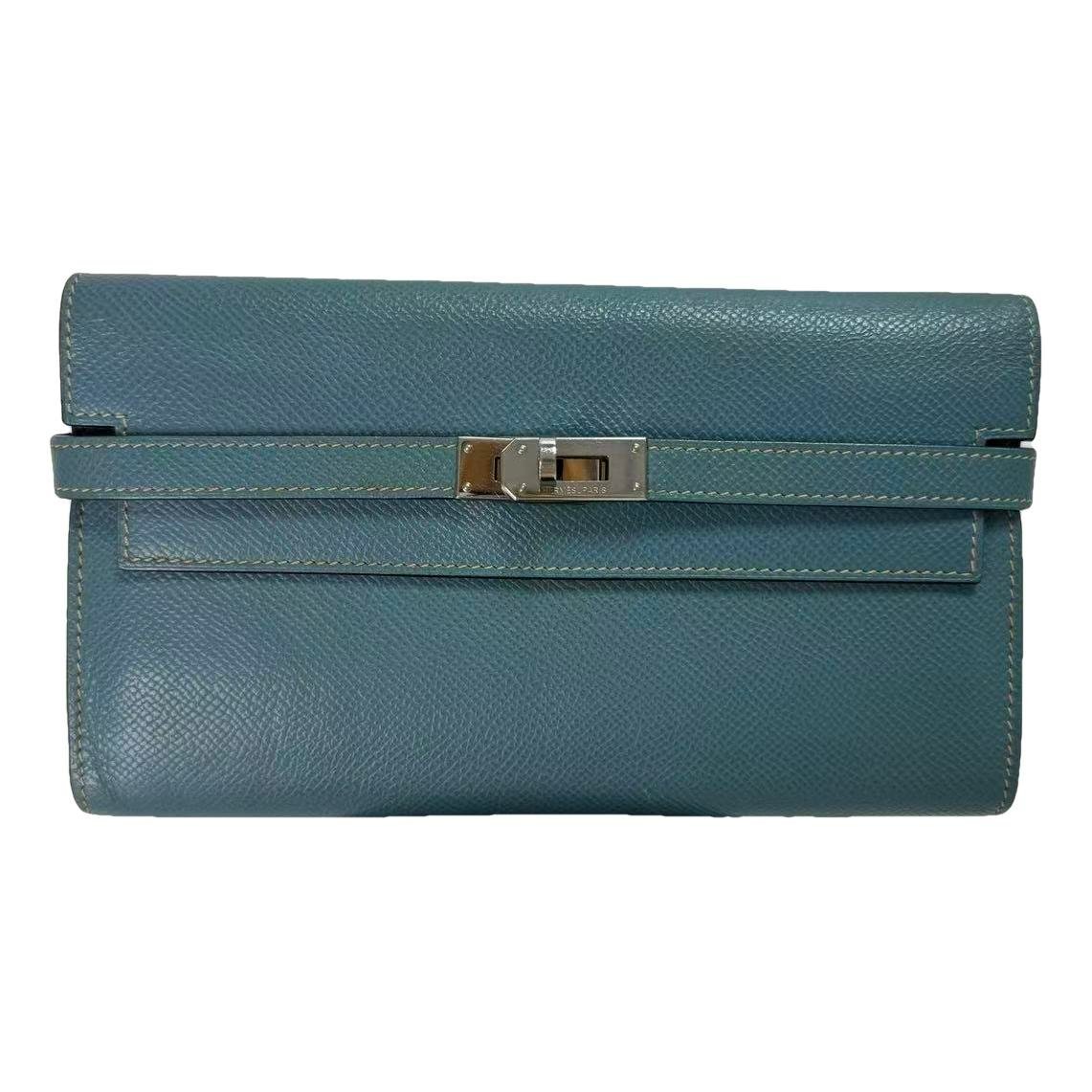 Kelly to go leather clutch bag