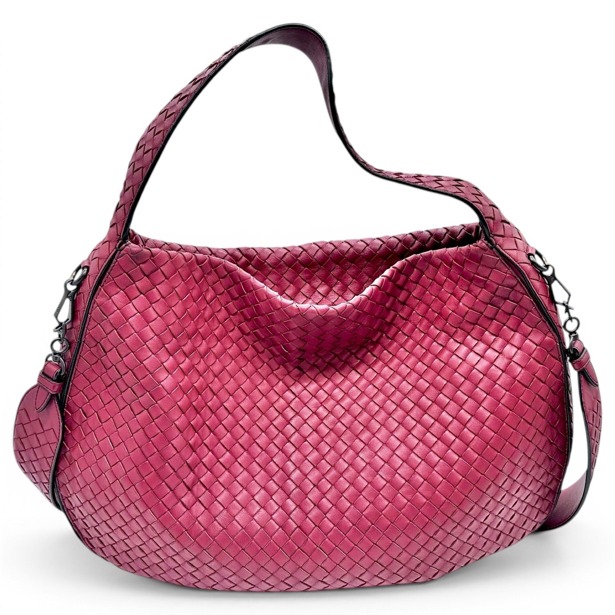 Veneta leather handbag