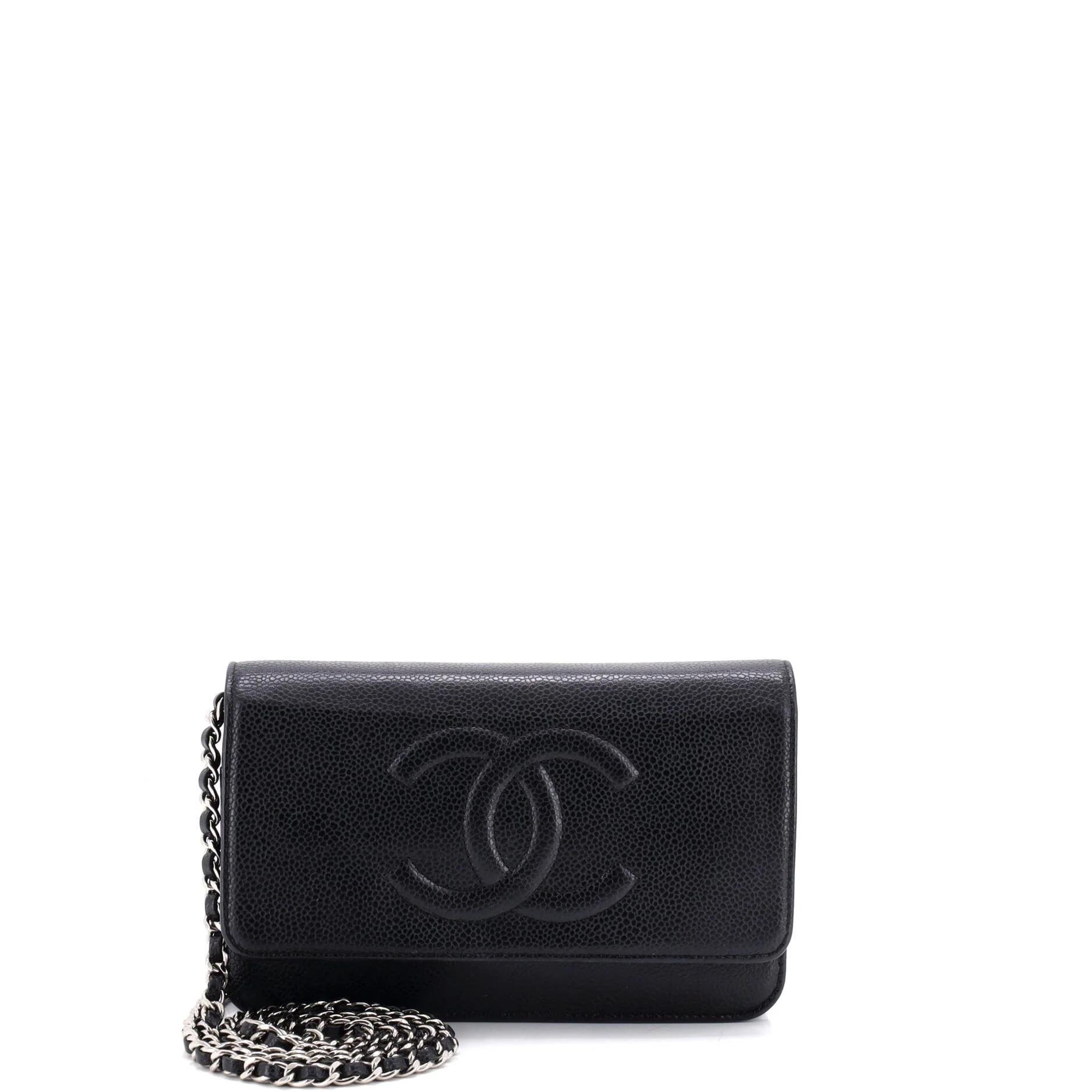 Chanel Timeless/Classique leather crossbody bag