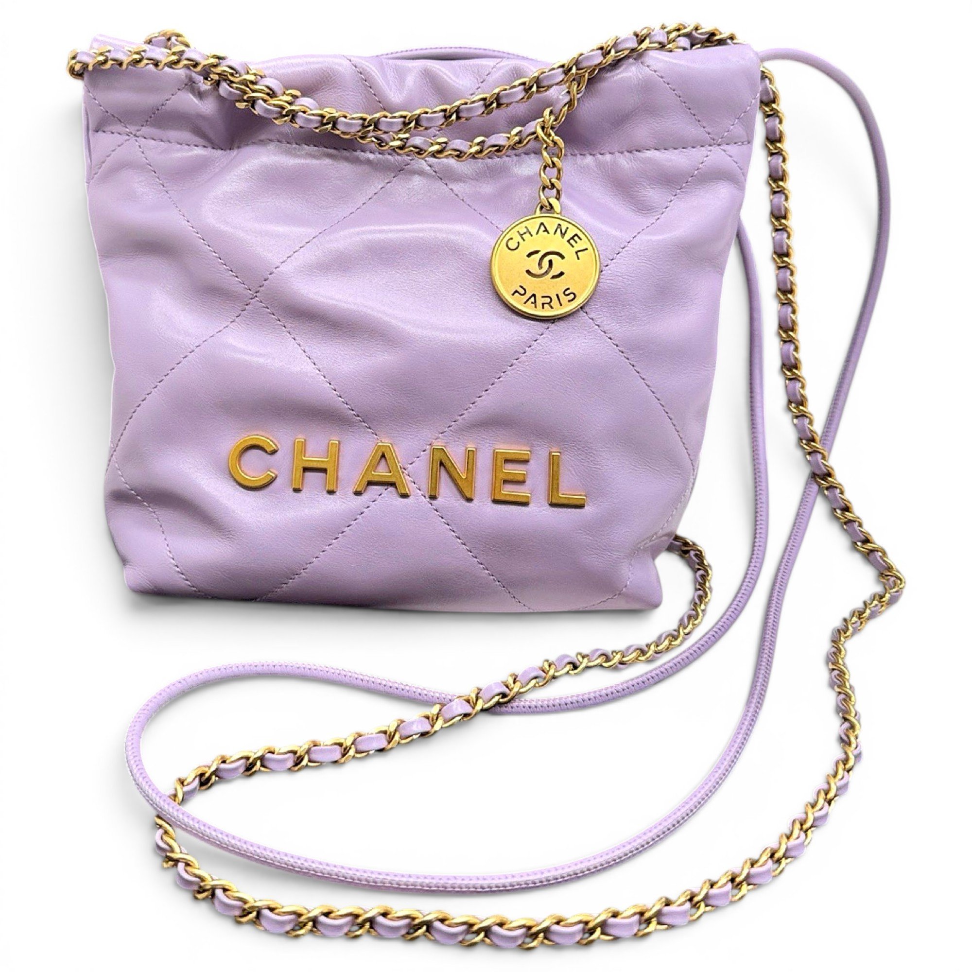 Chanel 22 leather bag