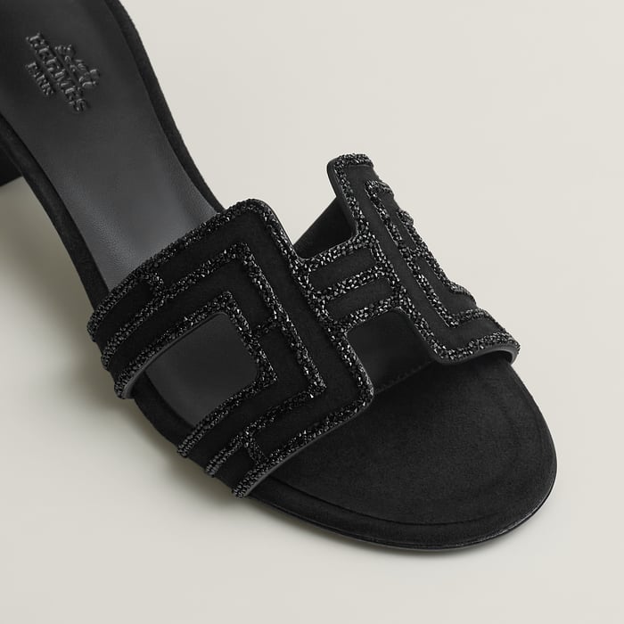 Noir Oasis Sandal