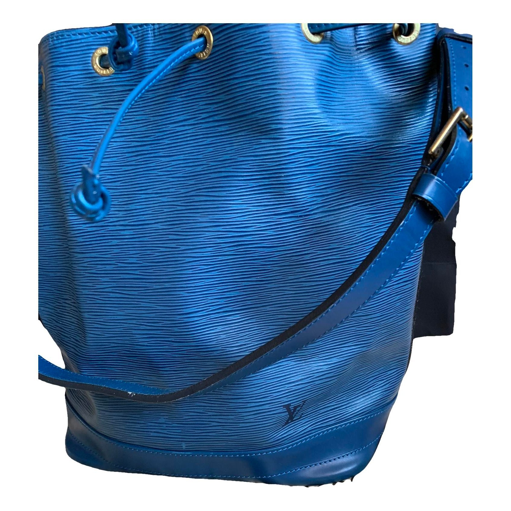 Noé leather handbag