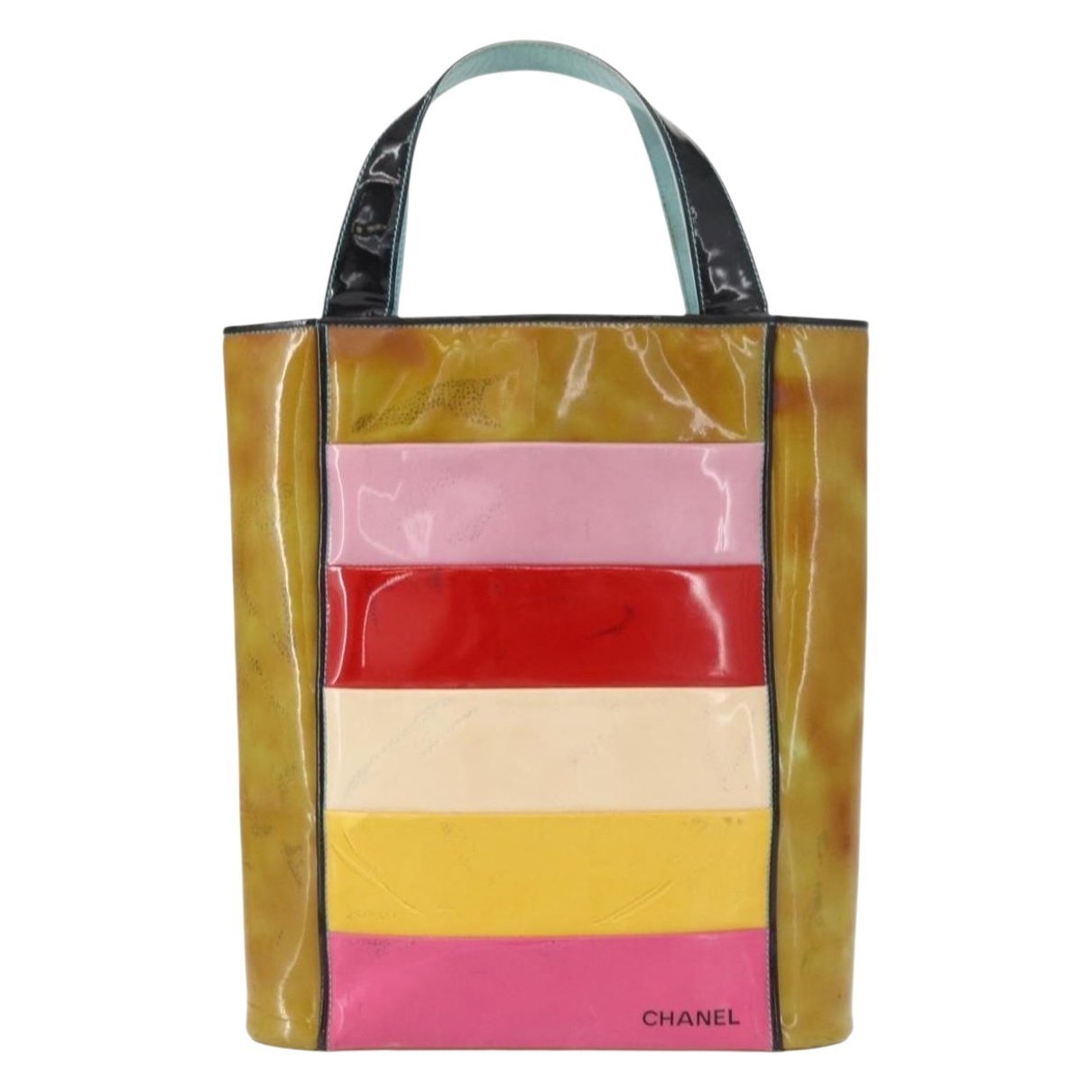Patent leather handbag