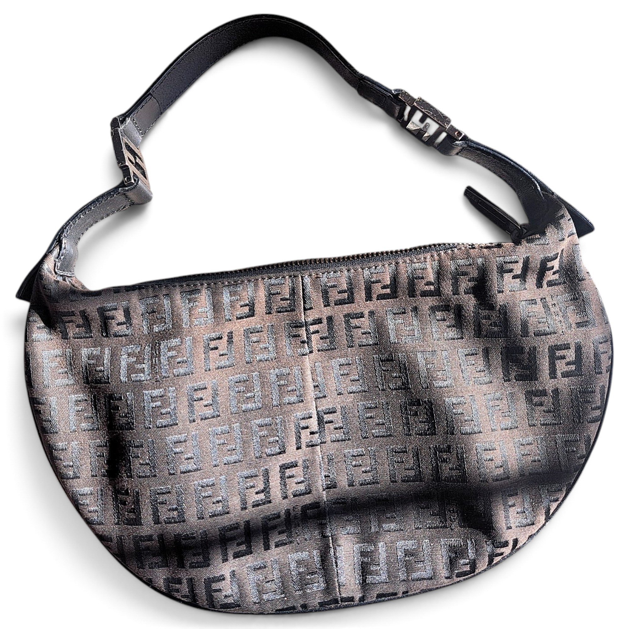 Baguette cloth handbag