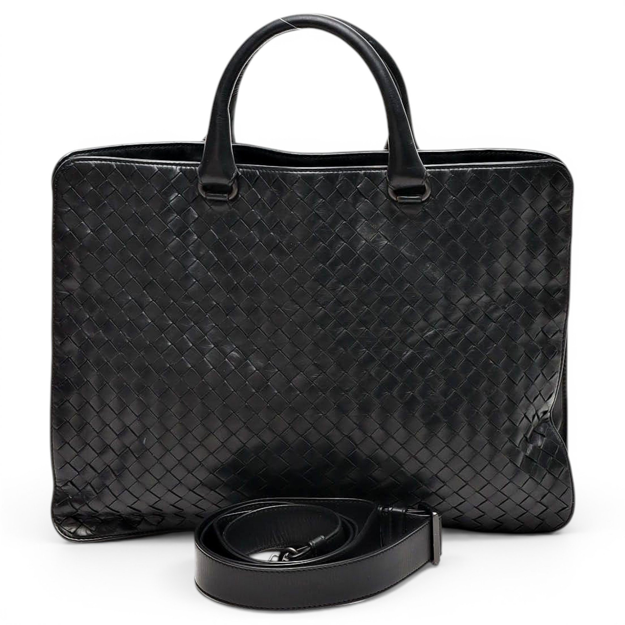 Leather handbag