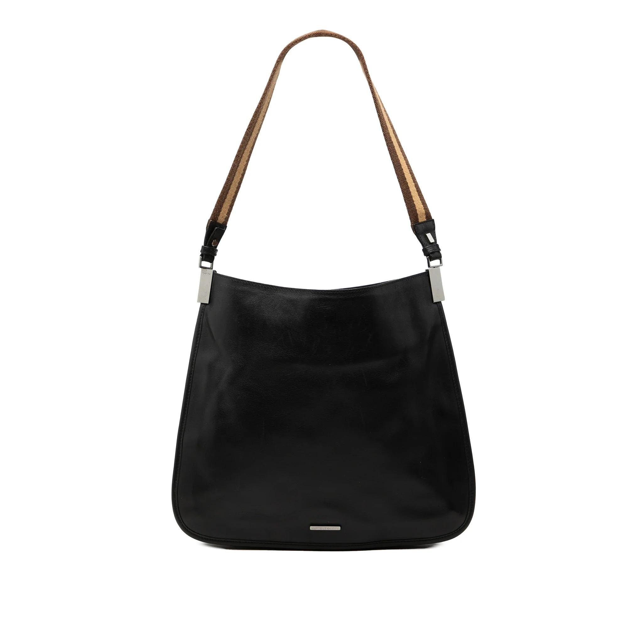 Gucci B leather handbag