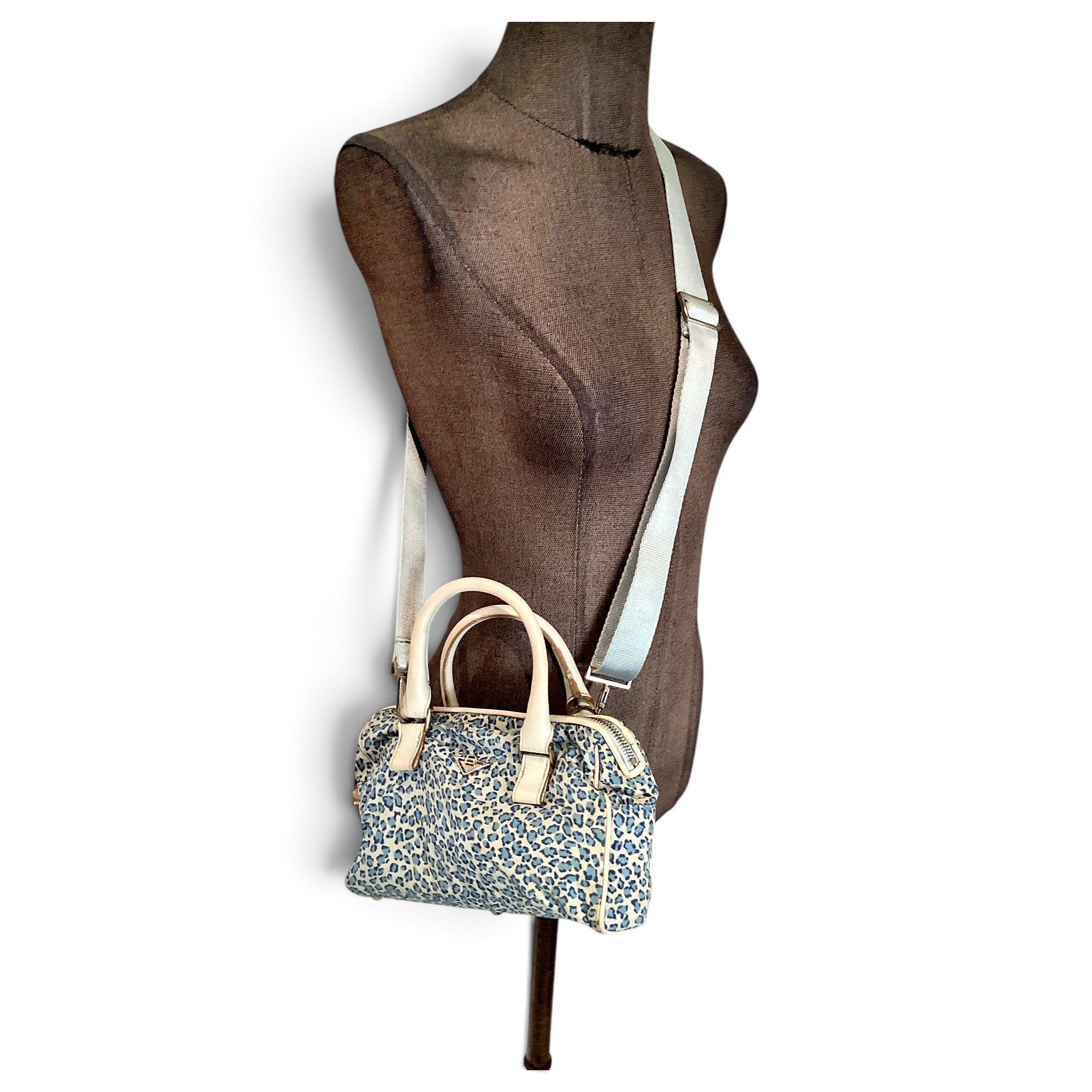 Cloth crossbody bag