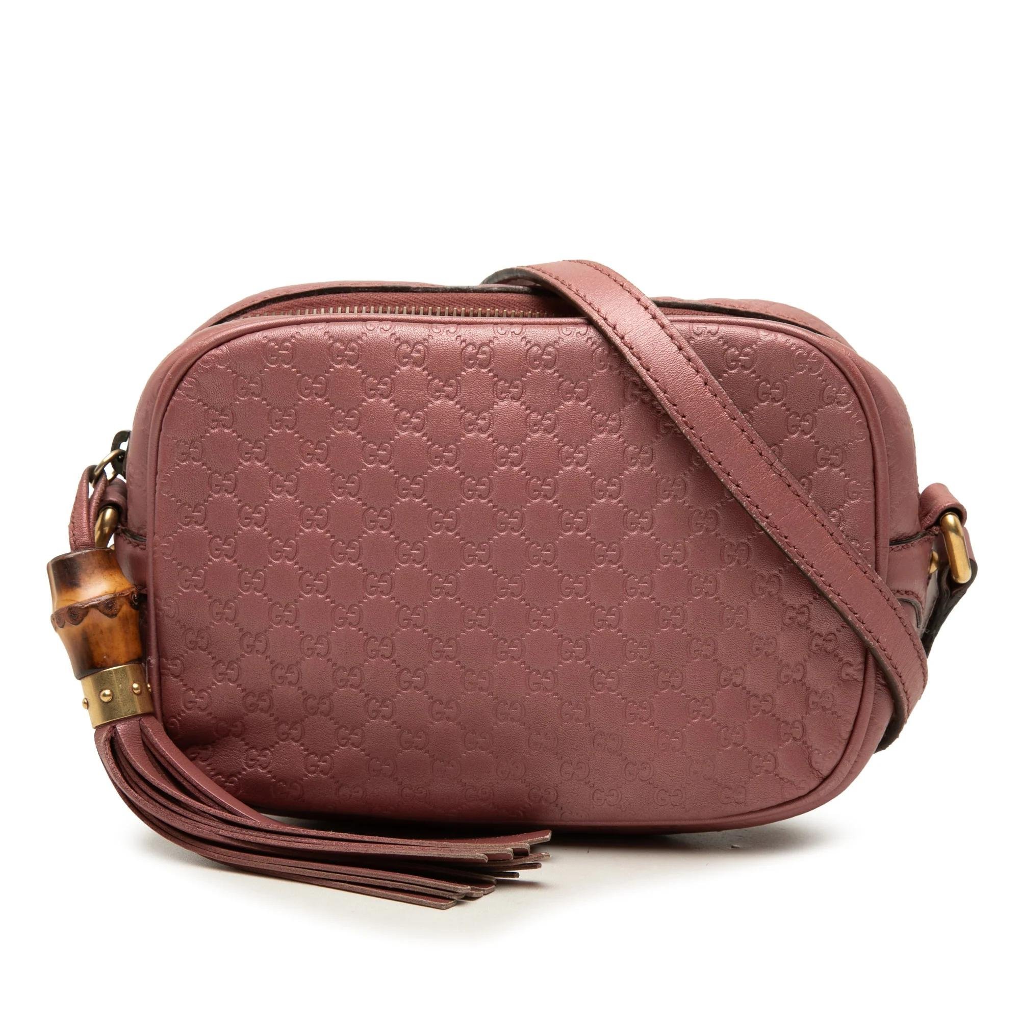 Gucci B leather bag