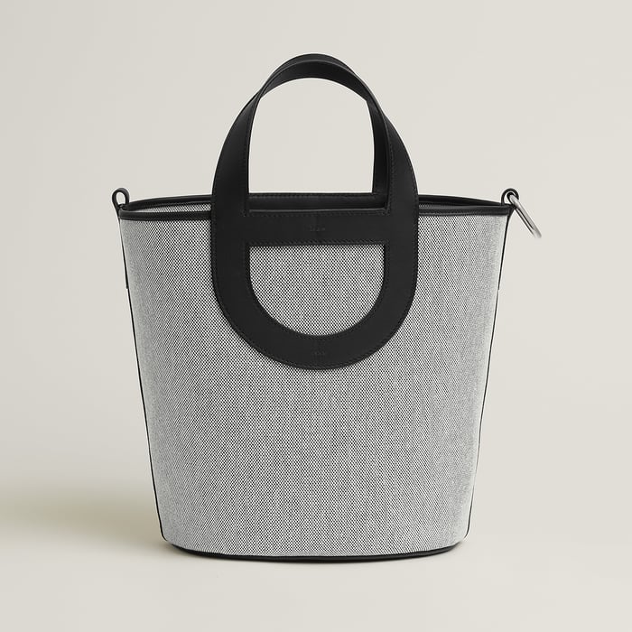 Hermès In-the-loop 23 Bag